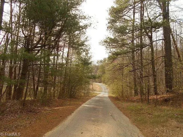 Photo - 1110 Birdsong Rd