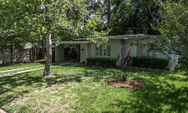 Photo - 2115 Minerva Ave