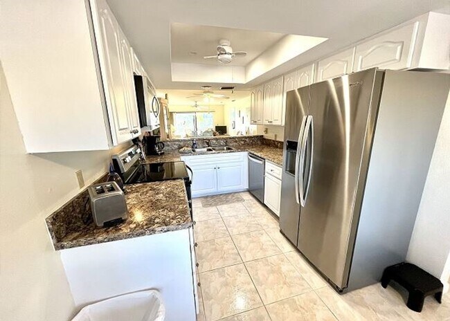 Lovely FURNISHED Condo in Rock Dove Community