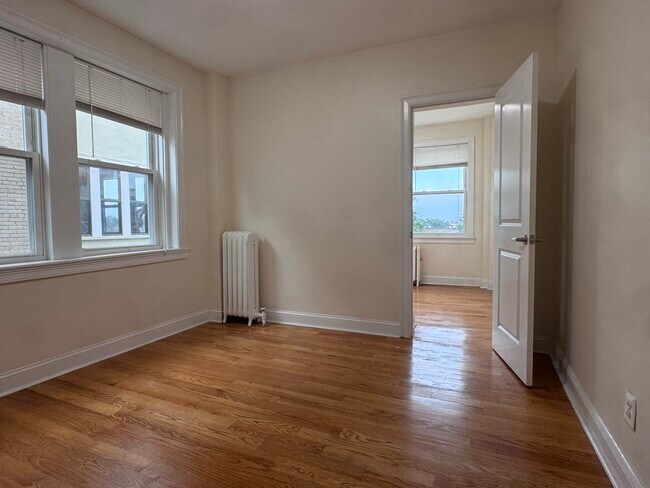 Photo - 200 Kelton St Unit 11