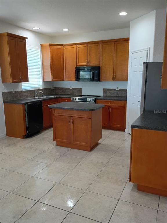 Photo - 3549 Maple Ridge Loop