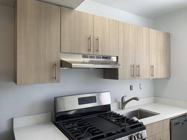 Building Photo - Northwood Gardens