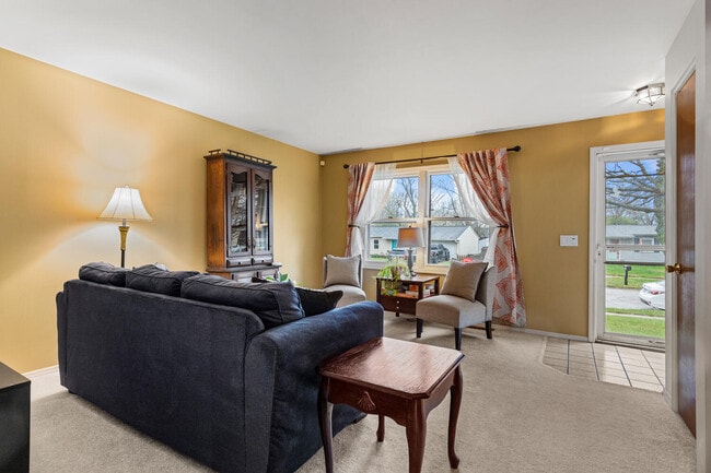 Photo - 2406 Southwood Dr