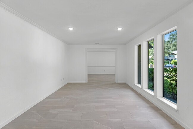 Photo - 8011 Liberty Elm Ct