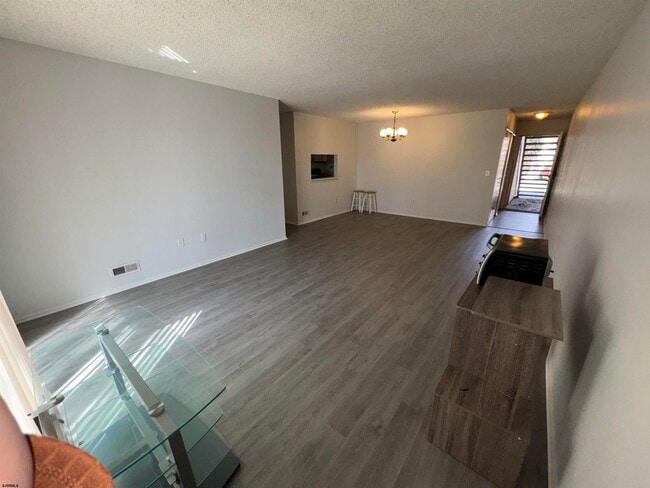 Photo - 75 Liberty Ct Unit 75