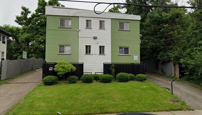 Building Photo - 851 Glenwood Ave