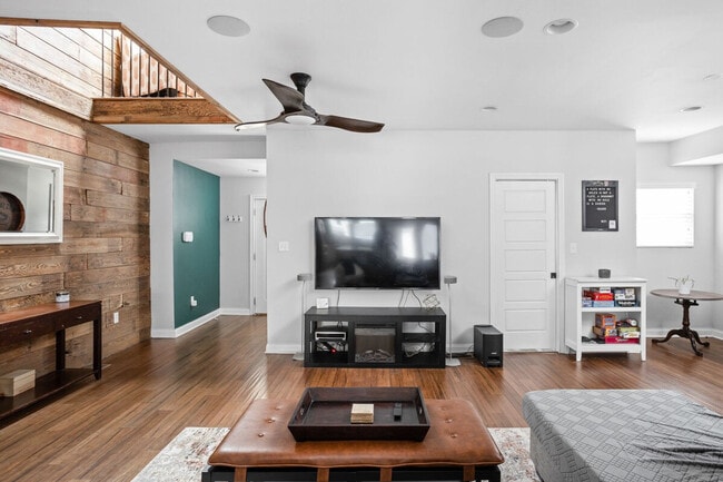 Photo - 1301 Ringgold Ave Unidad ID1303750P