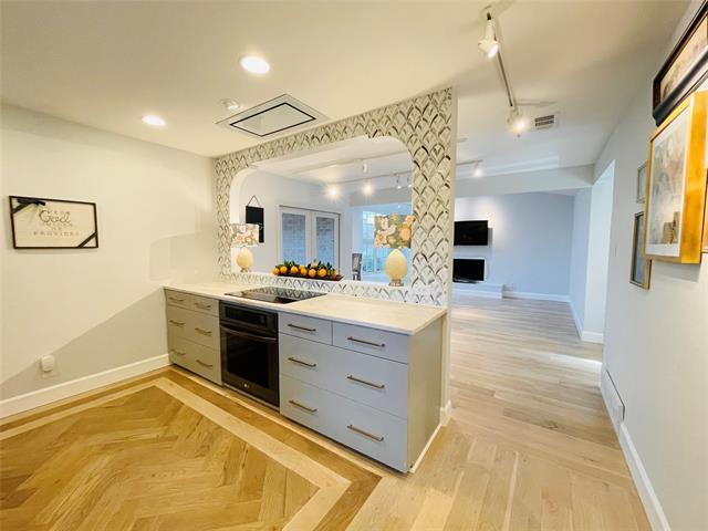 Photo - 3701 Hulen Park Dr