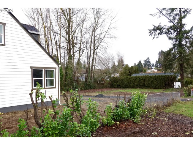 Photo - 3712 NE 54th St