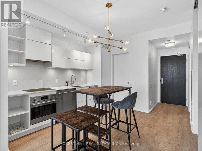 Photo - 125 Peter St Unit 1704