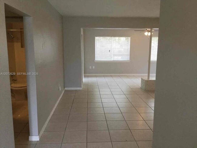 Photo - 980 NW 182nd St