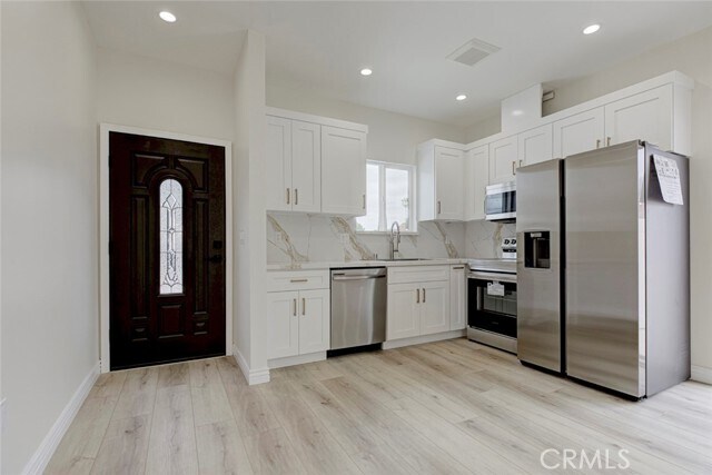 Photo - 20502 Lull St