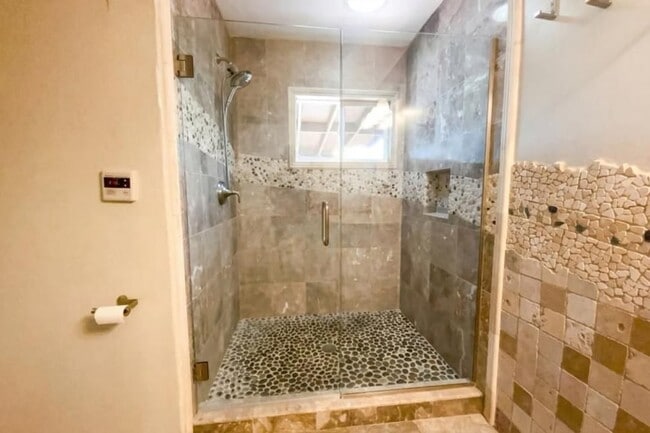 Photo - 2541 Haller St