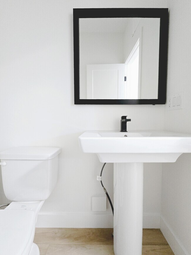 Photo - 9209-9117 117 Ave NW Unit 9209 MAIN