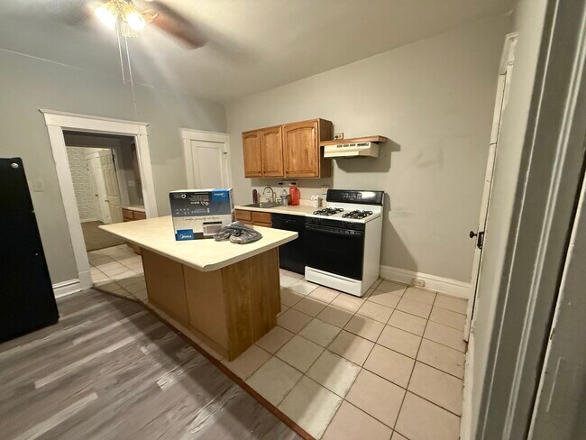 Photo - 4653 Cecil Pl Unit B