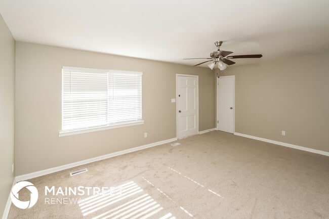 Photo - 5712 Oakhill Dr