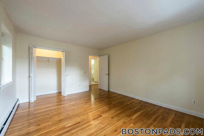75 Gardner St Unit 04B