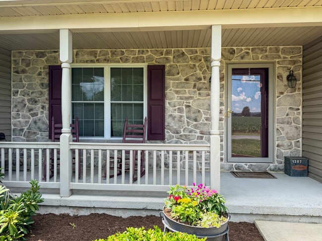 Photo - 1387 Sheep Hill Rd