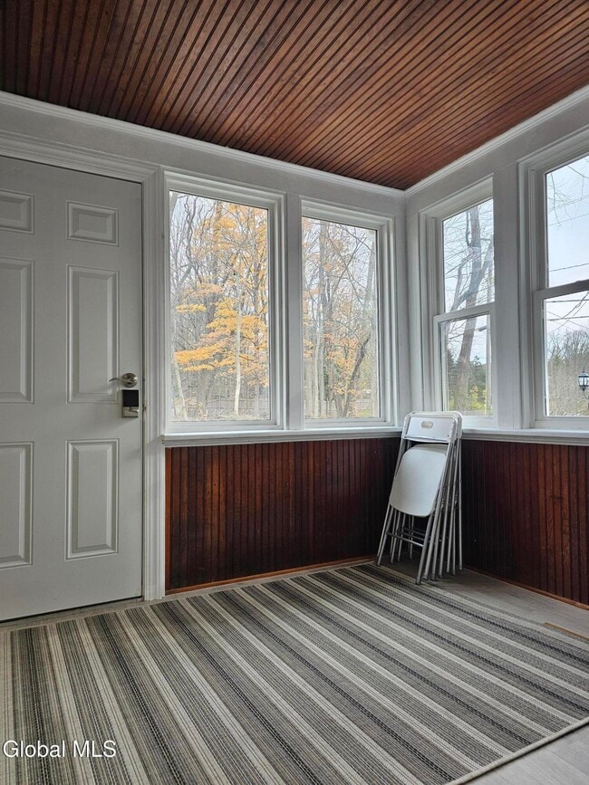 Photo - 489 Grooms Rd Unit B