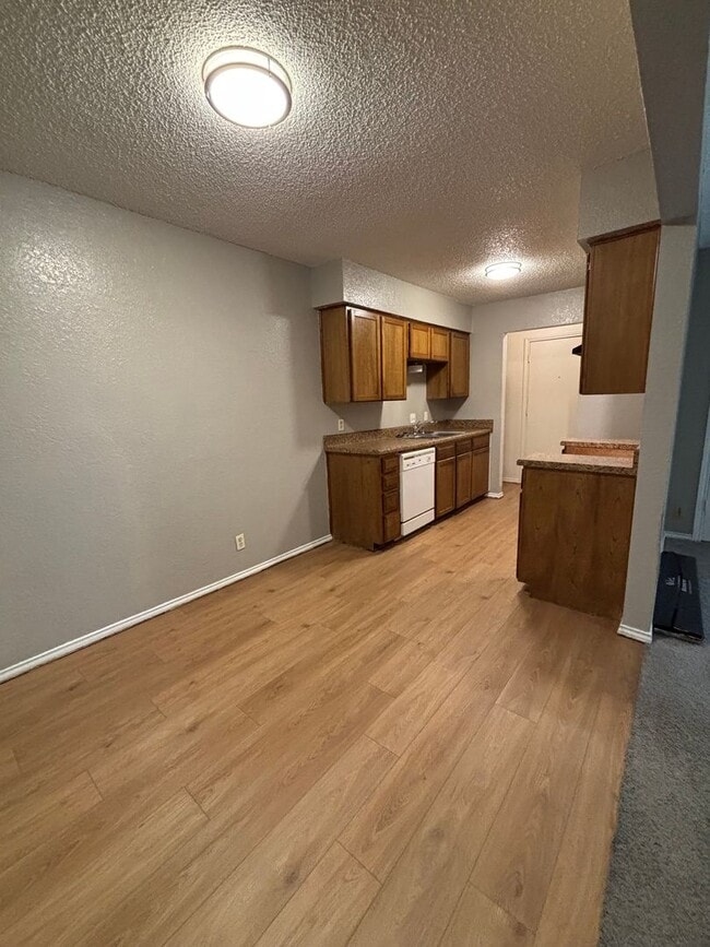 Photo - 6440-6442 Woodbeach Dr Unit 6442 Woodbeach Drive