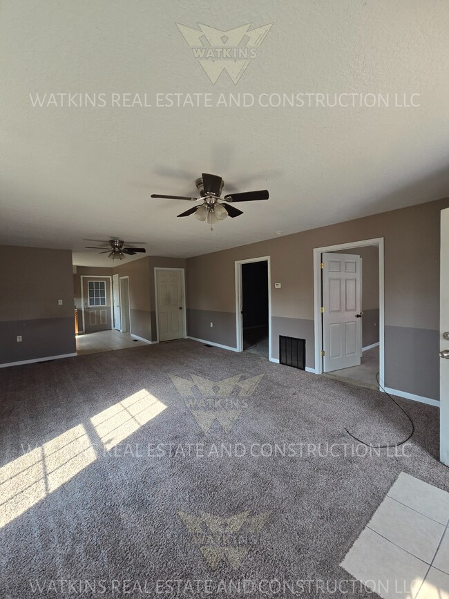 Living room - 308 E Jackson St