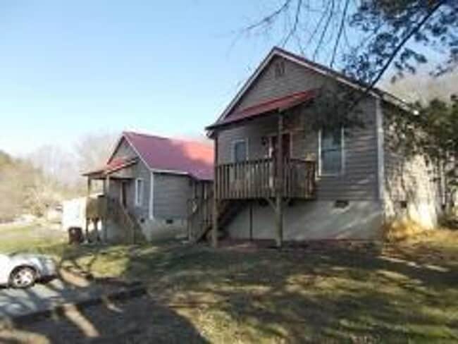 Cozy Cabin Charm in the Heart of Boone - Cozy Cabin Charm in the Heart of Boone House