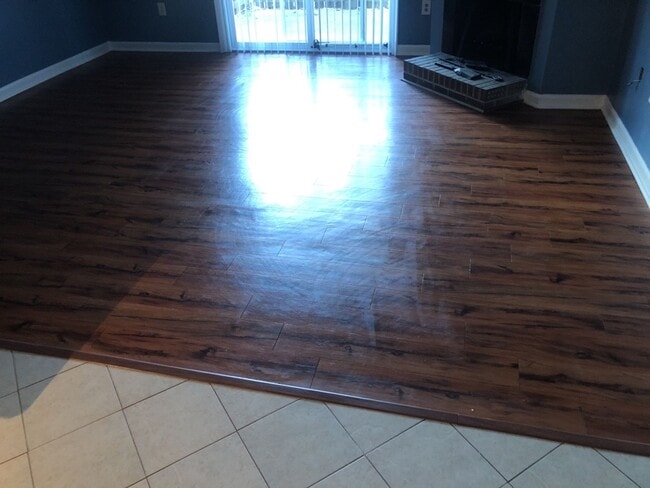 Photo - 1402 Camp Rd