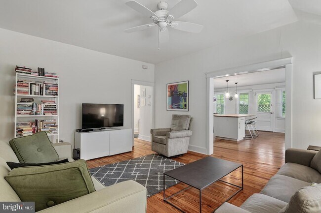 Photo - 1105 Youngs Ford Rd