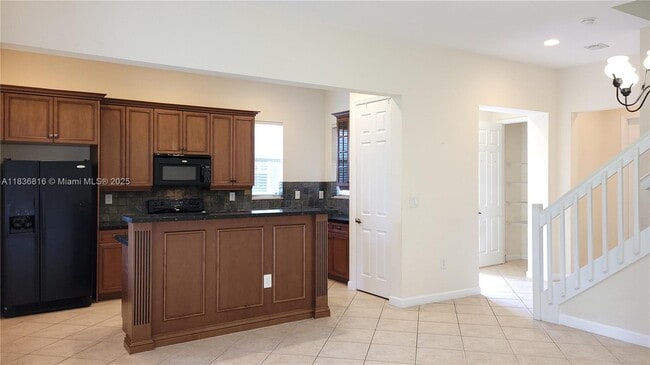 Building Photo - 6033 NW 118th Dr Rental
