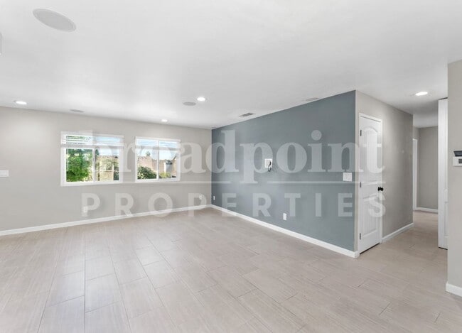 Photo - 2512 Wanek Rd