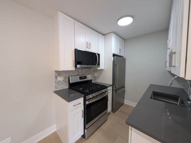 Photo - 530 W Aldine Ave Unidad 215