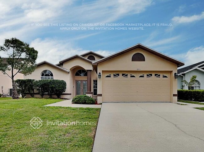 Building Photo - 7900 Hamlet Dr