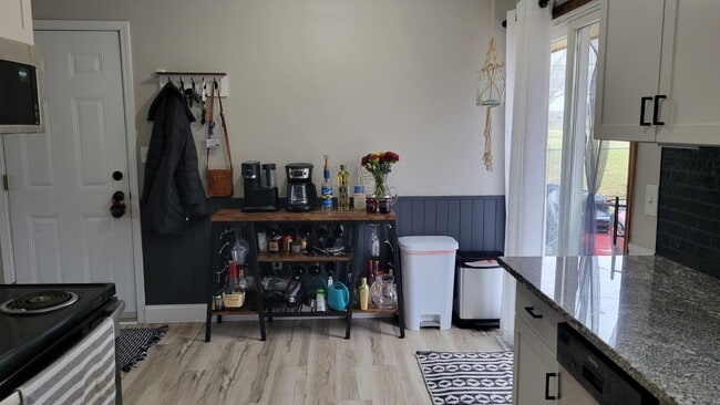 Photo - 3831 3rd St NW