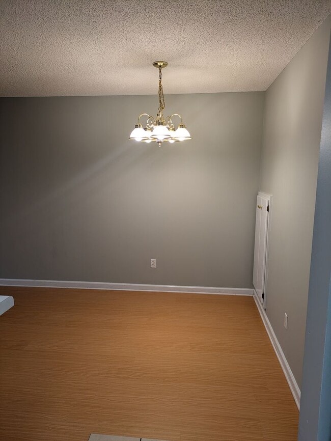 Photo - 178 Woodmere Dr Unit 178 Woodmere Drive