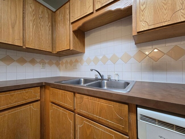 Photo - 2805 Kerrville Ct Unit 2805 Kerrville Court - B