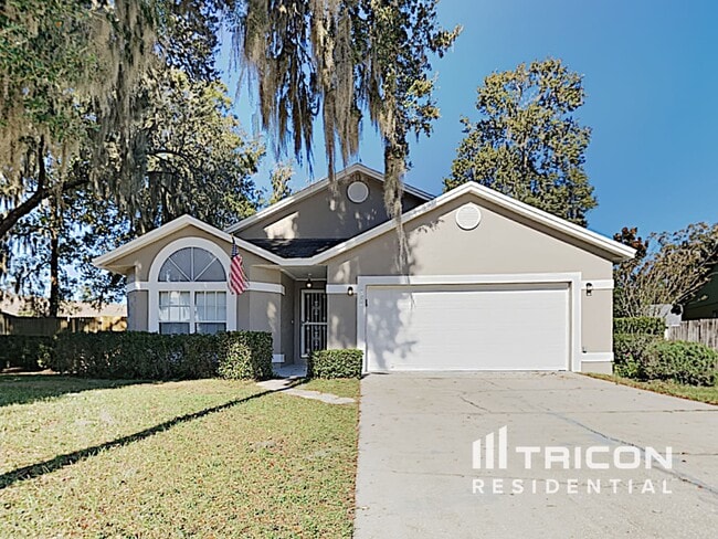 Photo - 3910 Creek Woods Dr