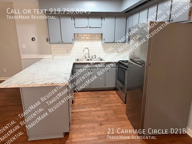 Photo - 21 A Carriage Cir