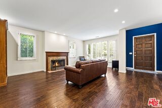 Building Photo - 16015 W Northfield St