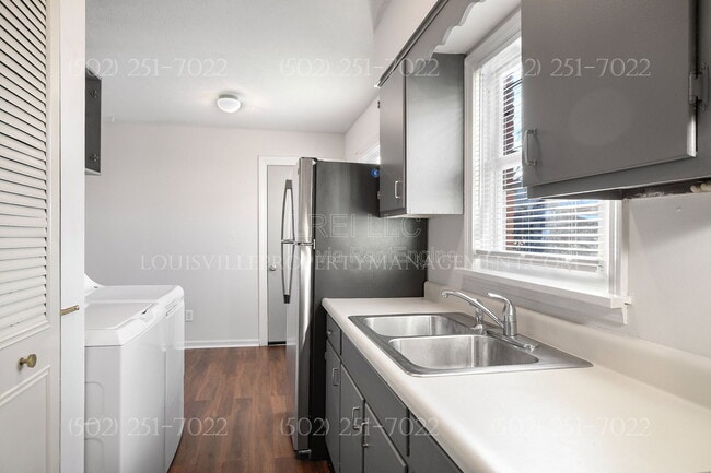 Photo - 5112 Valiant Dr Unit 1