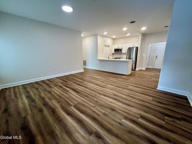 Photo - 60 Weibel Ave