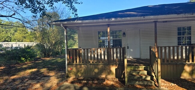 Photo - 23 Scarbrough Ln