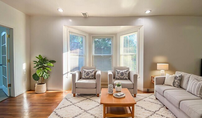 Photo - 6620 S Cottage Grove Ave Unit 2