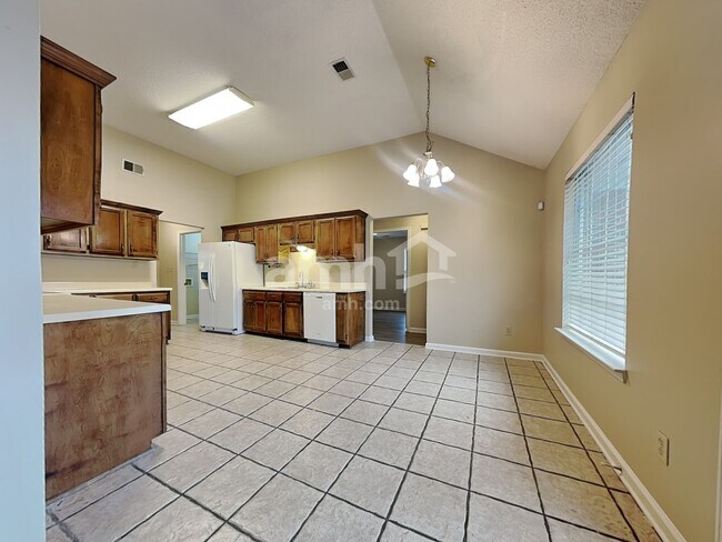 Photo - 6768 Cassidy Dr