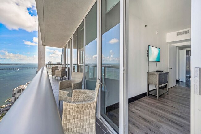 Photo - 485 Brickell Ave Unit SI ID1520348P