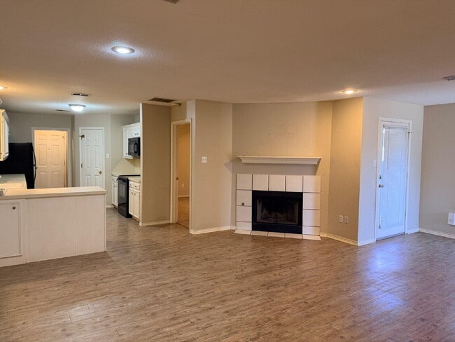 Photo - 8232 Raleigh Ave