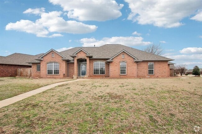 Building Photo - 5501 Lanceshire Ln Rental