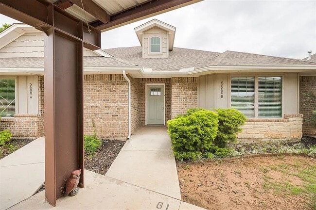 Building Photo - 5600 Campbell Creek Dr Rental