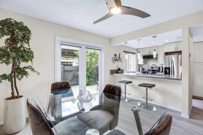 Photo - 2274 N Indian Canyon Dr Unit C