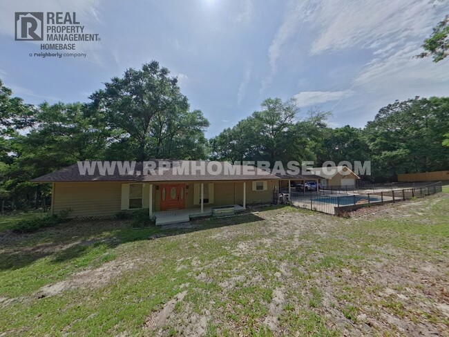 Spacious Private Retreat on 2.34 Acres wit... - Spacious Private Retreat on 2.34 Acres wit... House