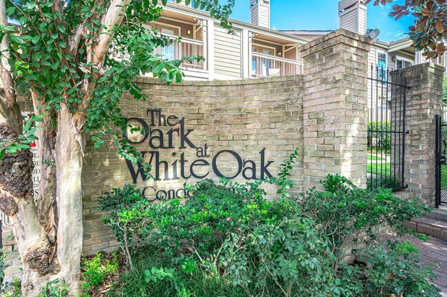 Photo - 1880 White Oak Dr Condominio Unidad 173